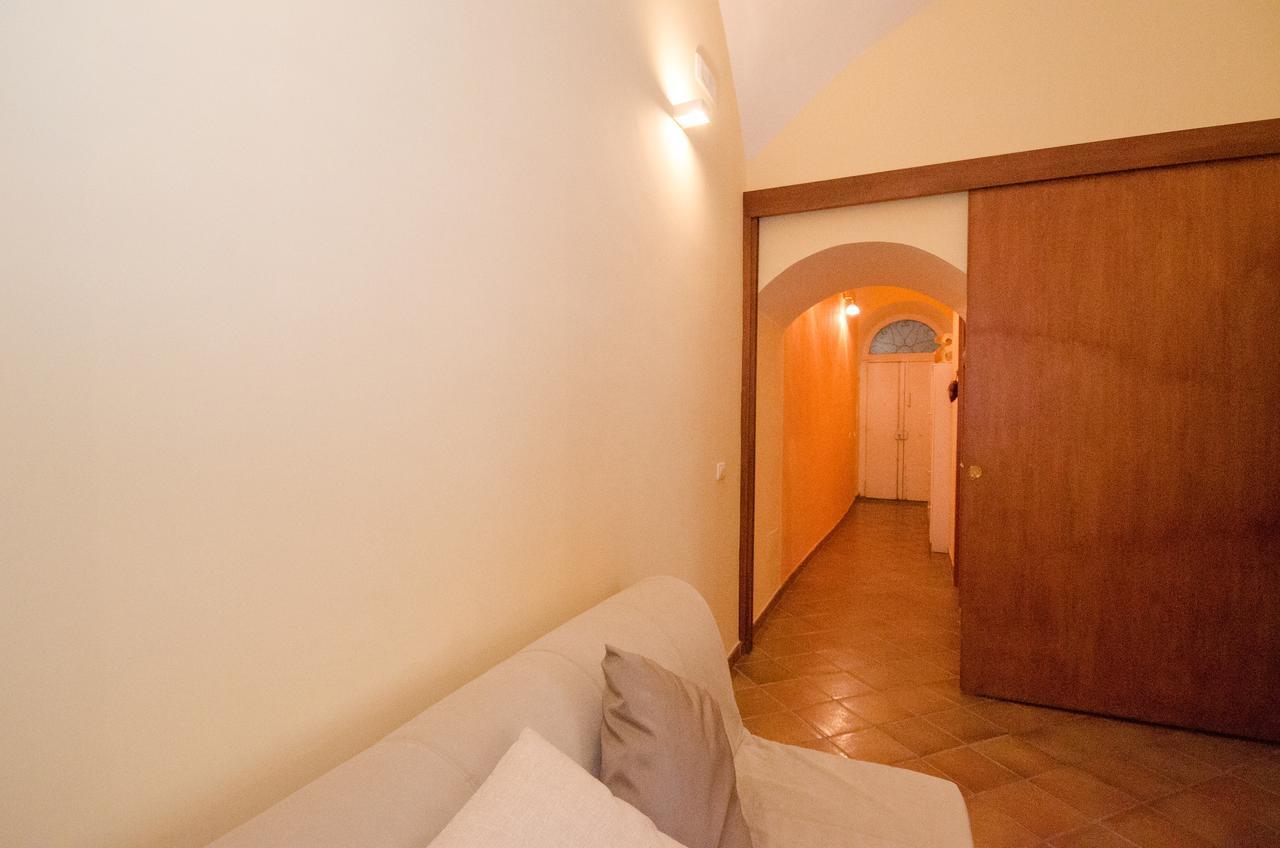 B&B L'Incrocio Σαλέρνο Εξωτερικό φωτογραφία