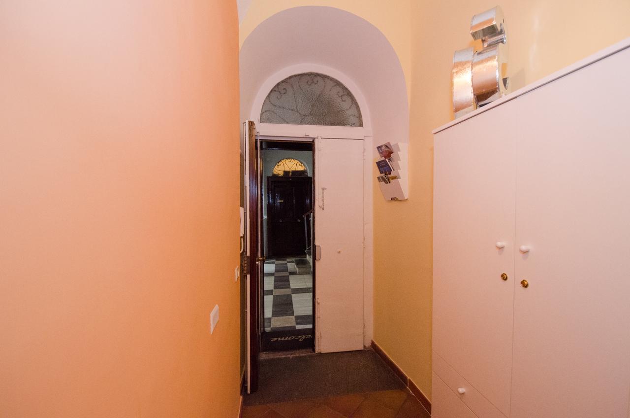 B&B L'Incrocio Σαλέρνο Εξωτερικό φωτογραφία