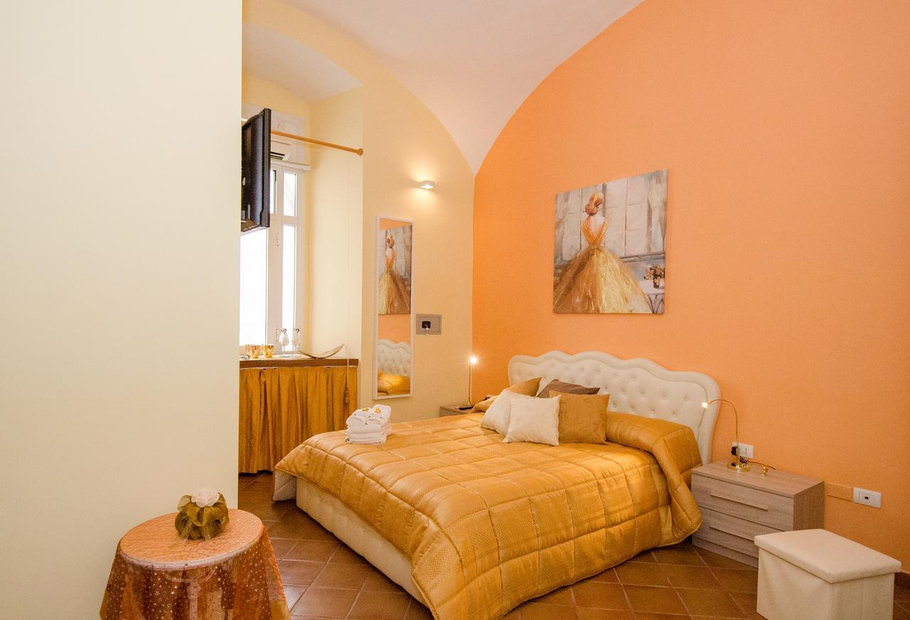 B&B L'Incrocio Σαλέρνο Εξωτερικό φωτογραφία