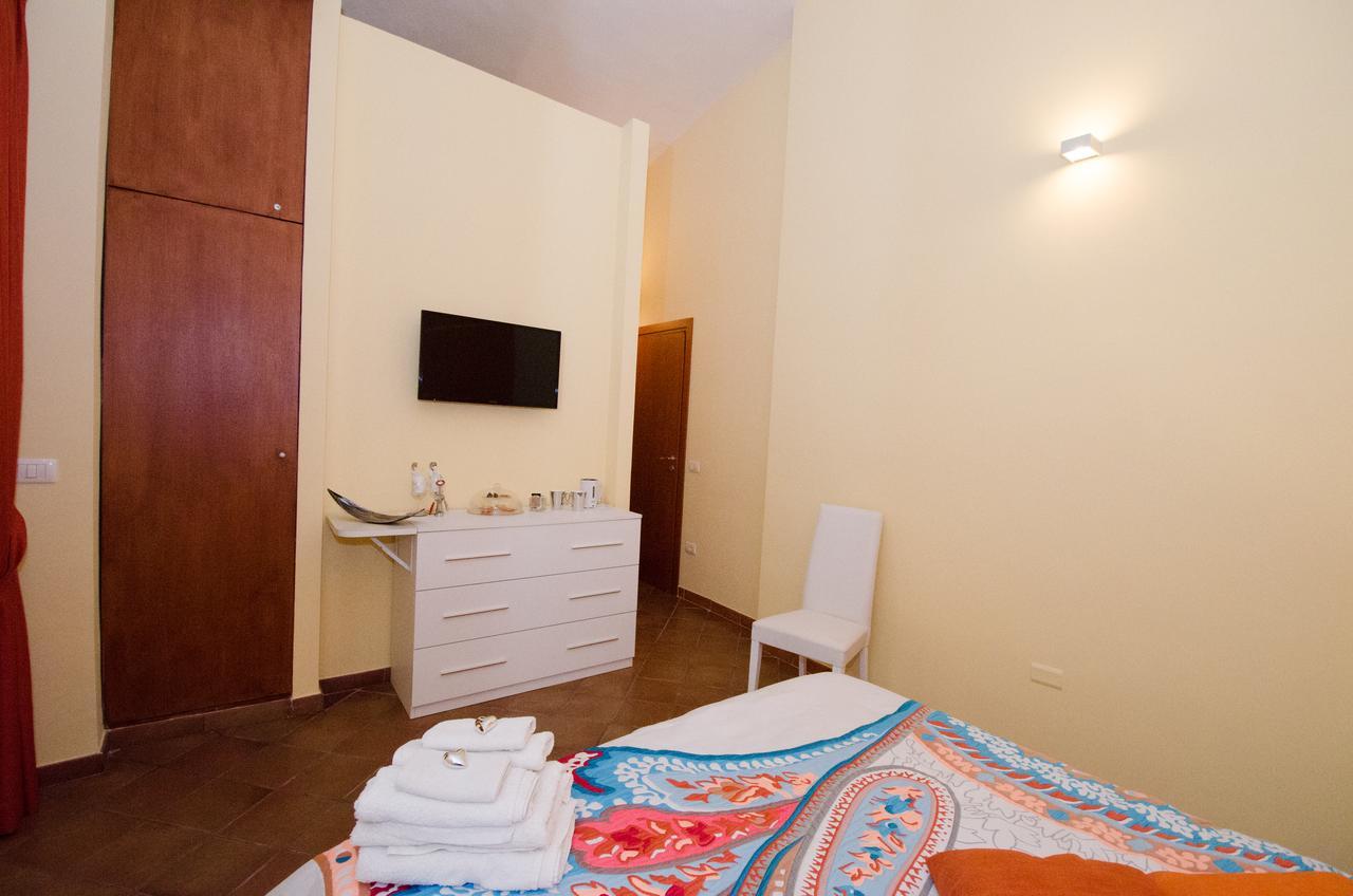 B&B L'Incrocio Σαλέρνο Εξωτερικό φωτογραφία