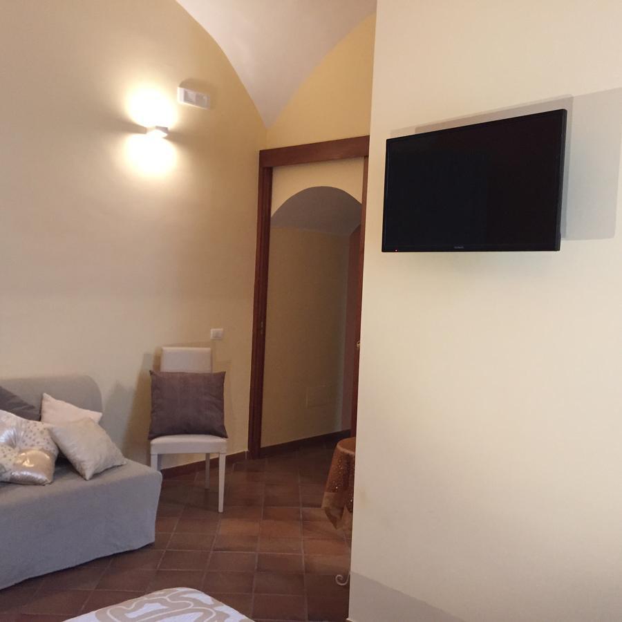 B&B L'Incrocio Σαλέρνο Εξωτερικό φωτογραφία